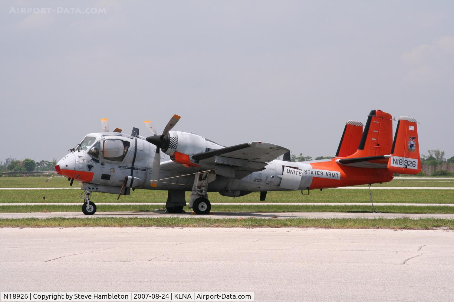 N18926, 1967 Grumman OV-1C Mohawk C/N 127C, Civilian Mohawk at Lantana
