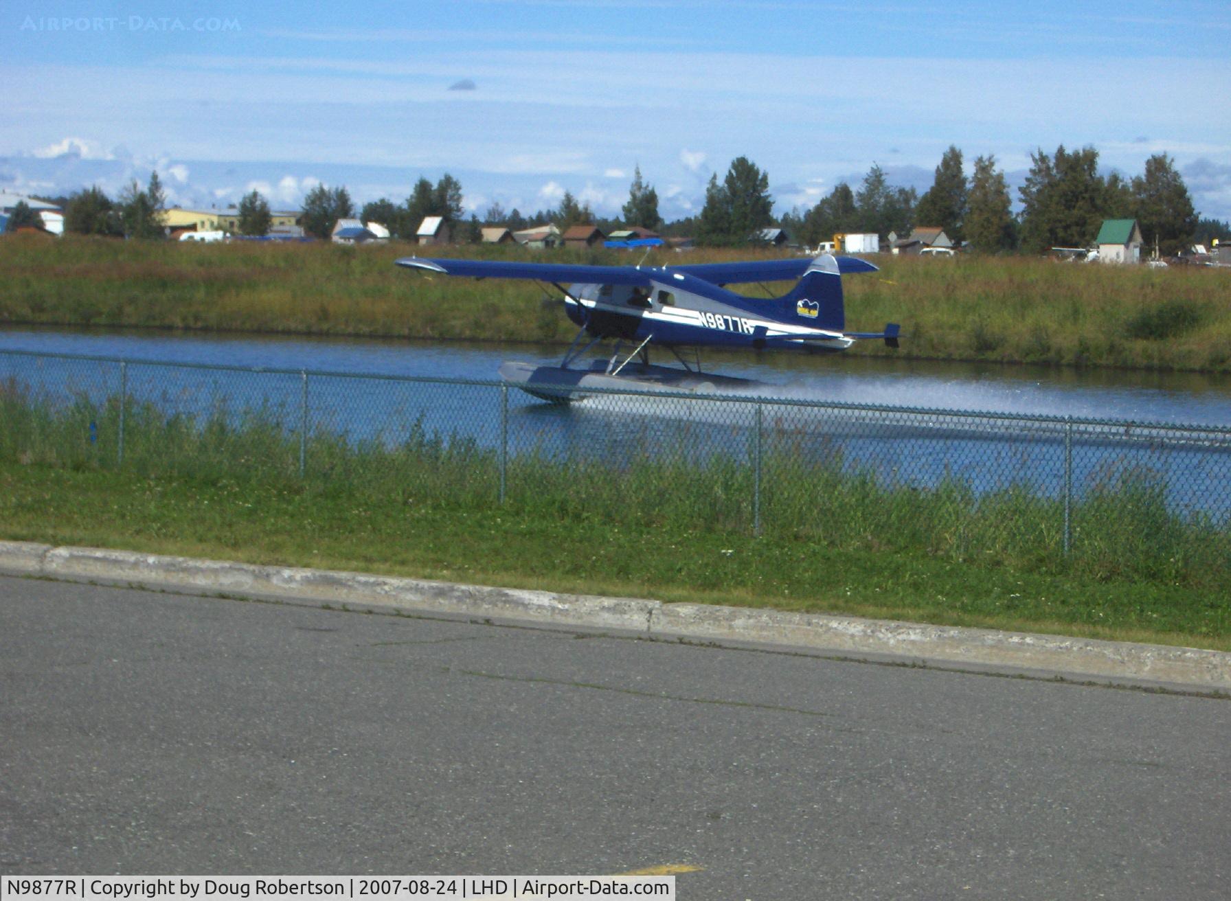 N9877R, 1957 De Havilland Canada DHC-2-L-20 C/N 1180, 1957 DeHavilland BEAVER DHC-2-L-20, P&W R-985 450 Hp, Multiple certification, Landing