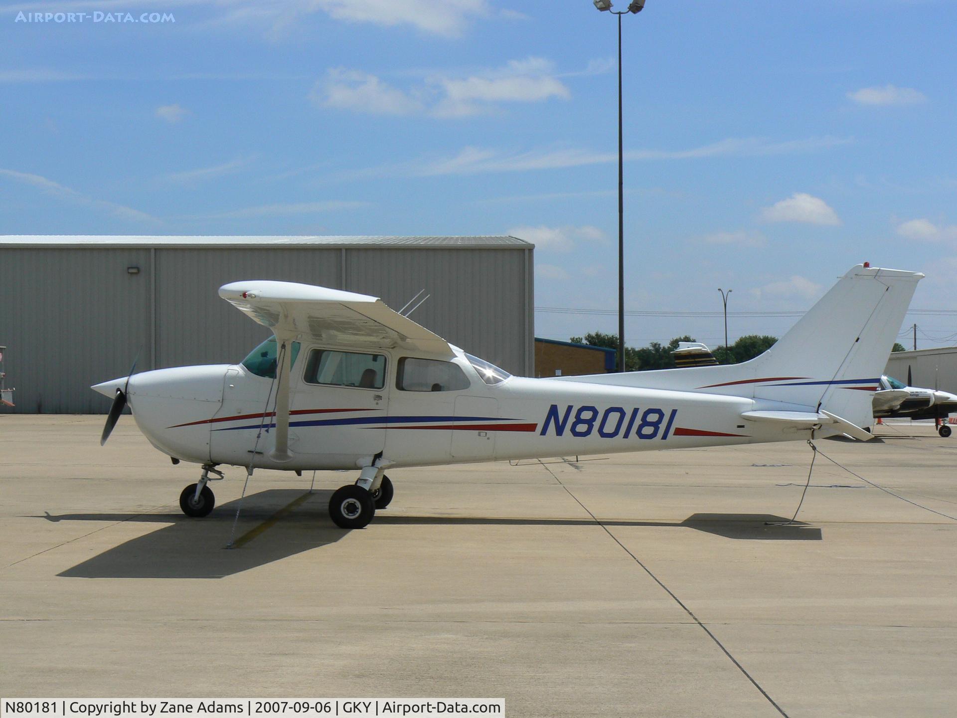 N80181, 1975 Cessna 172M C/N 17266425, on the ramp at Arlington Muni