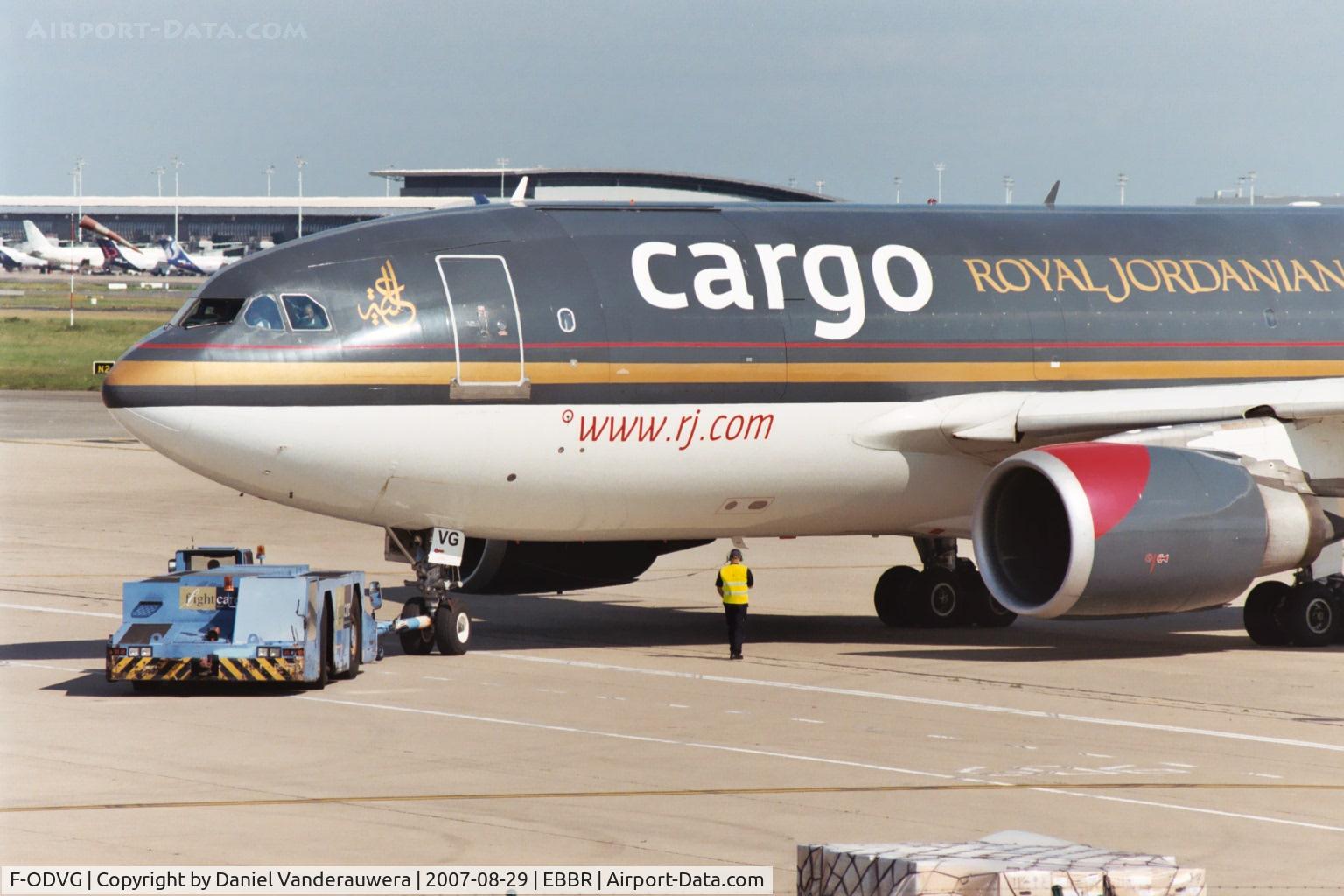 F-ODVG, 1988 Airbus A310-304 C/N 490, pushed back before taxiing to take off on rwy 07L