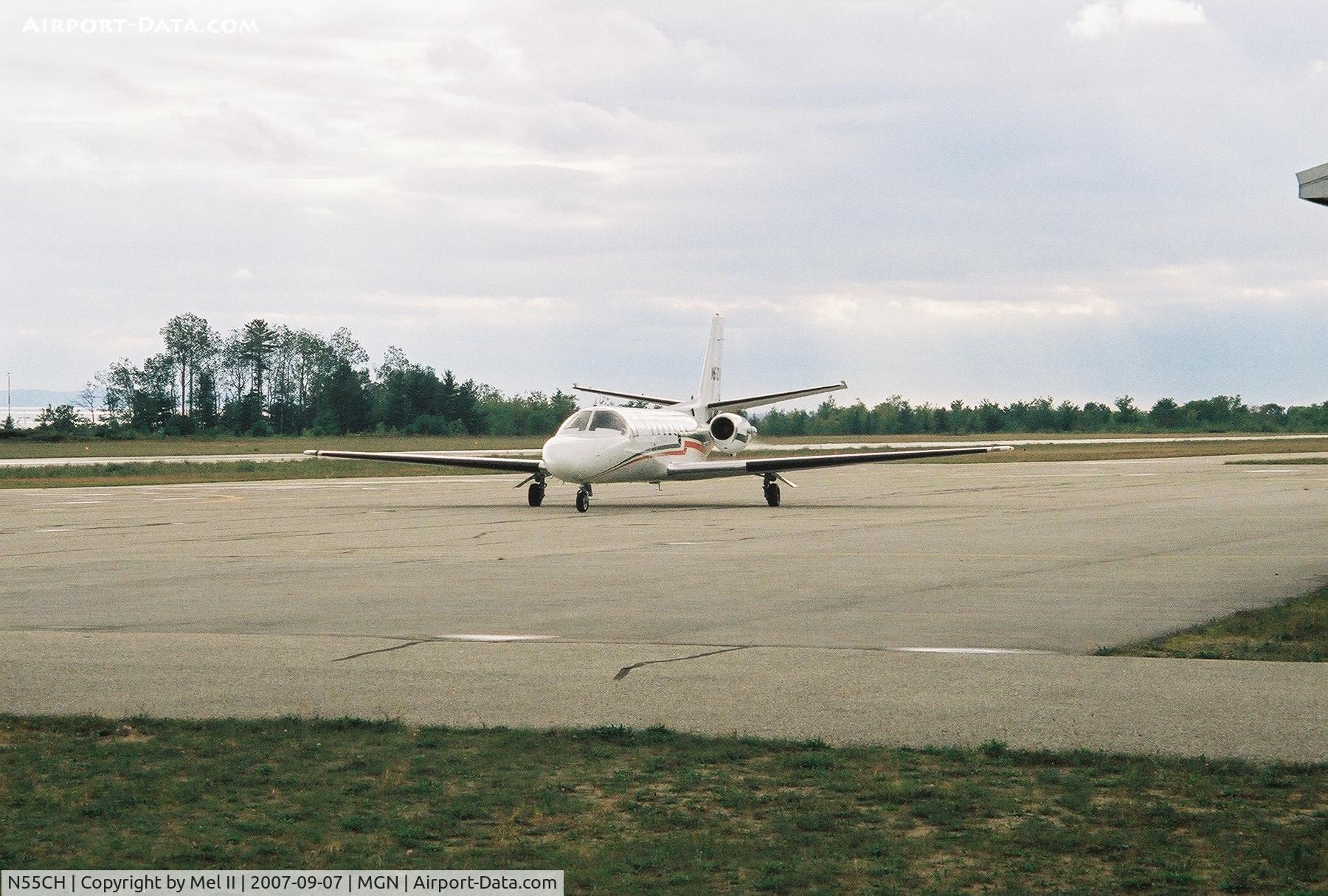 N55CH, 1993 Cessna 560 C/N 560-0240, Taxi from landing RWY 28 @ Harbor Springs Airport (MGN)