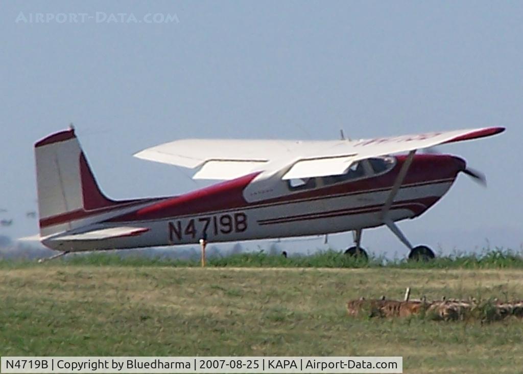 N4719B, 1955 Cessna 180 C/N 31617, Taxi for takeoff