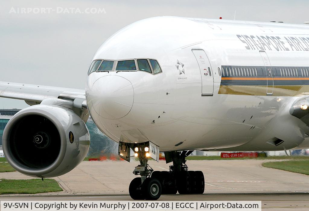 9V-SVN, 2003 Boeing 777-212/ER C/N 30873, Fine looking Singapore 777