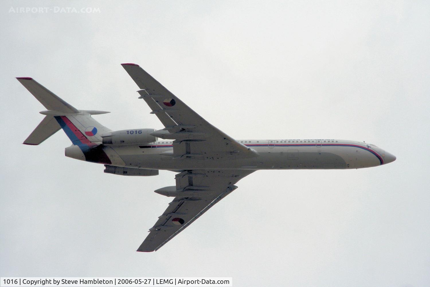 1016, 1996 Tupolev Tu-154M C/N 96A1016, 11 Miles to run to Malaga Pablo Picasso Airport, Spain