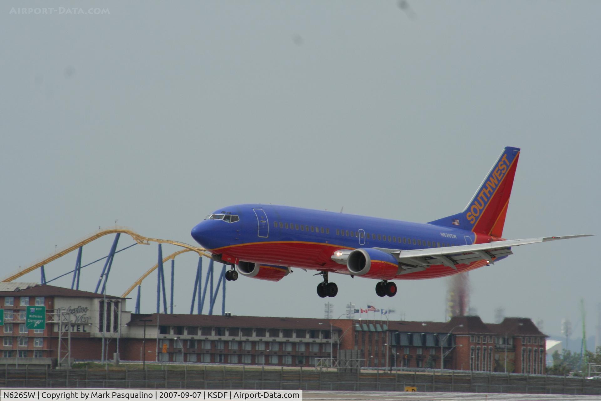 N626SW, 1996 Boeing 737-3H4 C/N 27702, Boeing 737-300