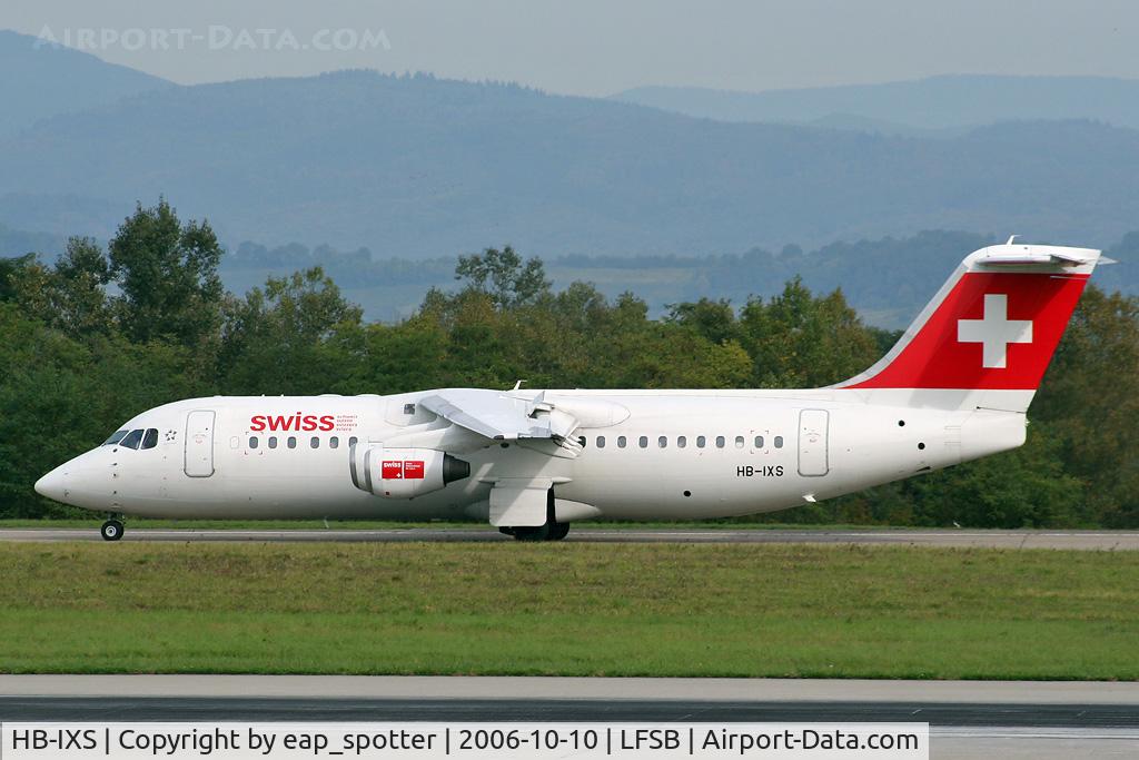 HB-IXS, 1995 British Aerospace Avro 146-RJ100 C/N E3280, taxi to holdingpoint 16
