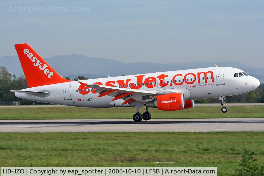 HB-JZO, 2005 Airbus A319-111 C/N 2398, landing on rwy 16