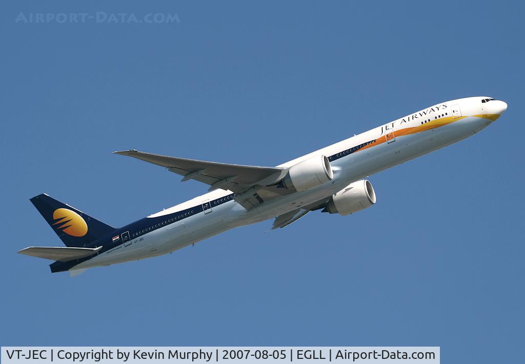 VT-JEC, 2007 Boeing 777-35R/ER C/N 35159, First shot of this beauty.