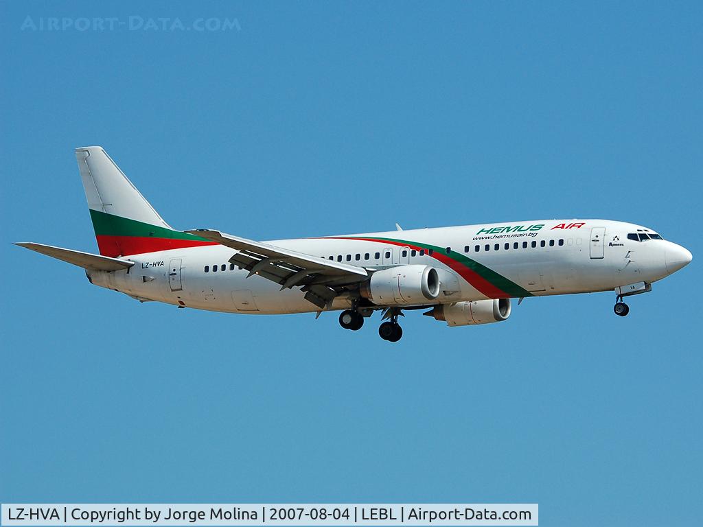LZ-HVA, 1992 Boeing 737-4Y0 C/N 26066, On short final RWY 25R.