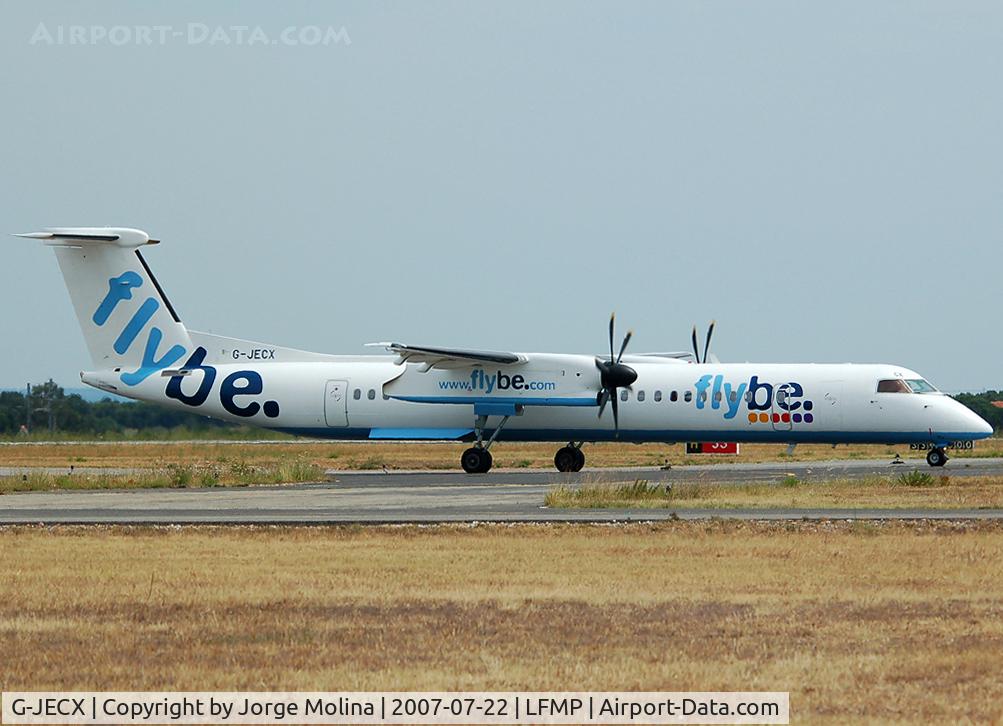 G-JECX, 2007 De Havilland Canada DHC-8-402Q Dash 8 C/N 4155, Taxi to RWY 33 for take off. Delivery on JUN13/2007.