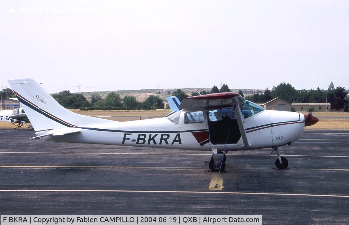 F-BKRA, Cessna 182E Skylane C/N 18254163, QXB