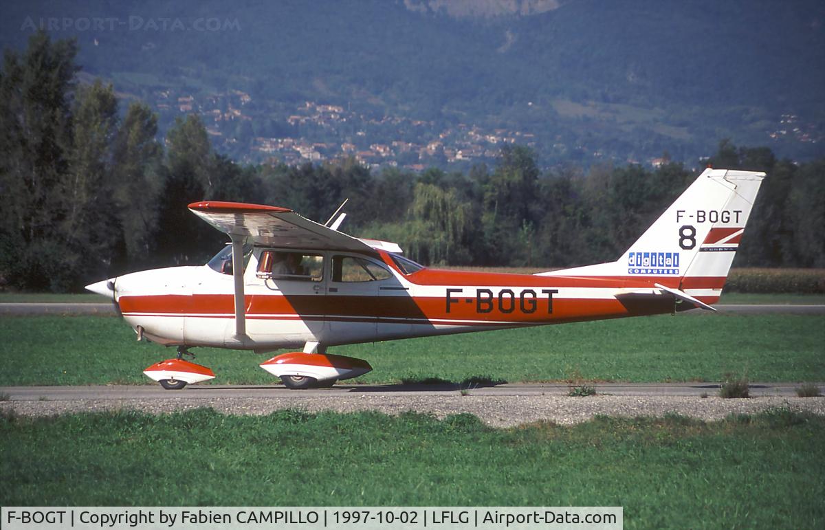F-BOGT, Reims F172H Skyhawk C/N 0340, Le Versoud
