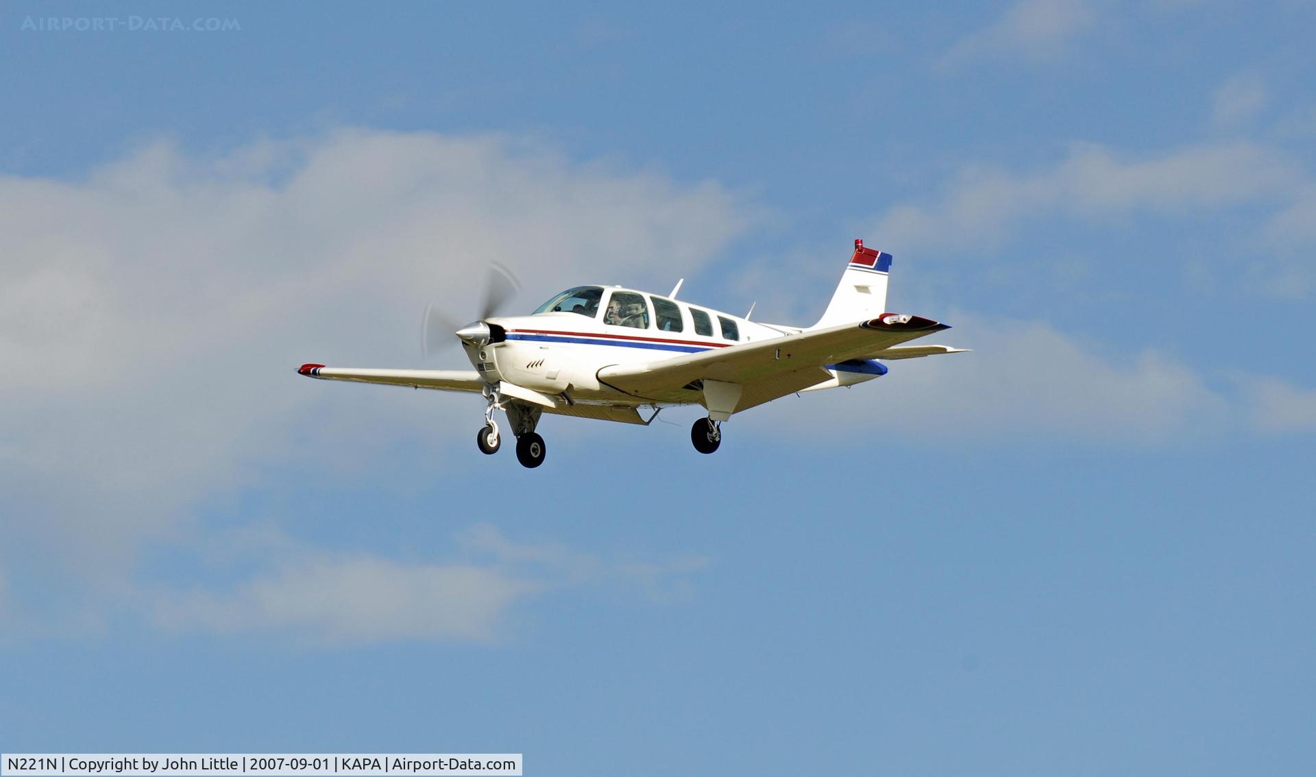 N221N, 1981 Beech A36 Bonanza 36 C/N E-1892, Approach 17L