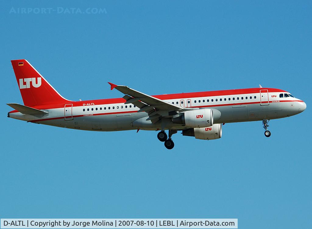 D-ALTL, 2003 Airbus A320-214 C/N 2009, On short final RWY 25R, operated by Air Berlin(BER 694V).