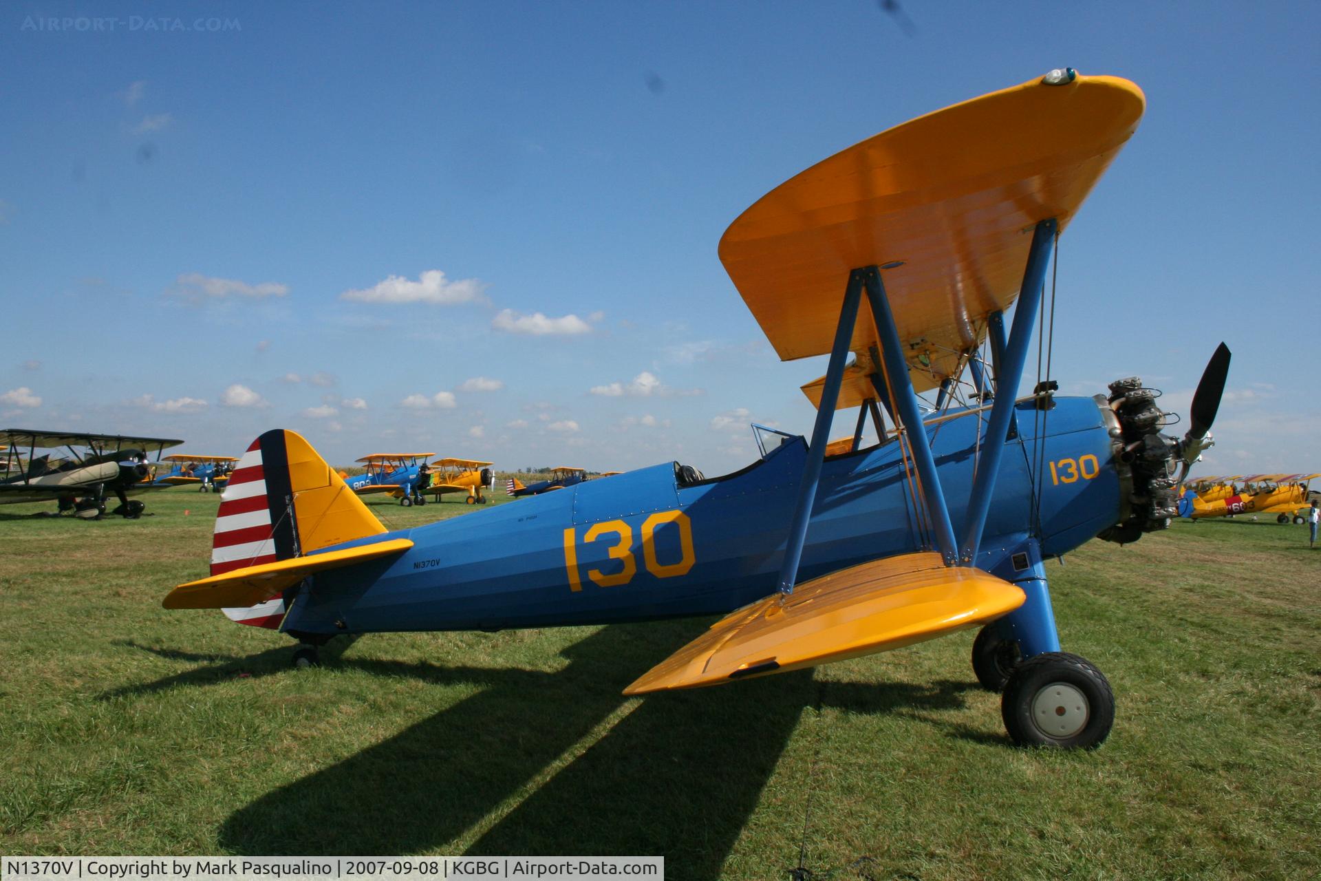 N1370V, 1943 Boeing E75 C/N 75-5185, Stearman
