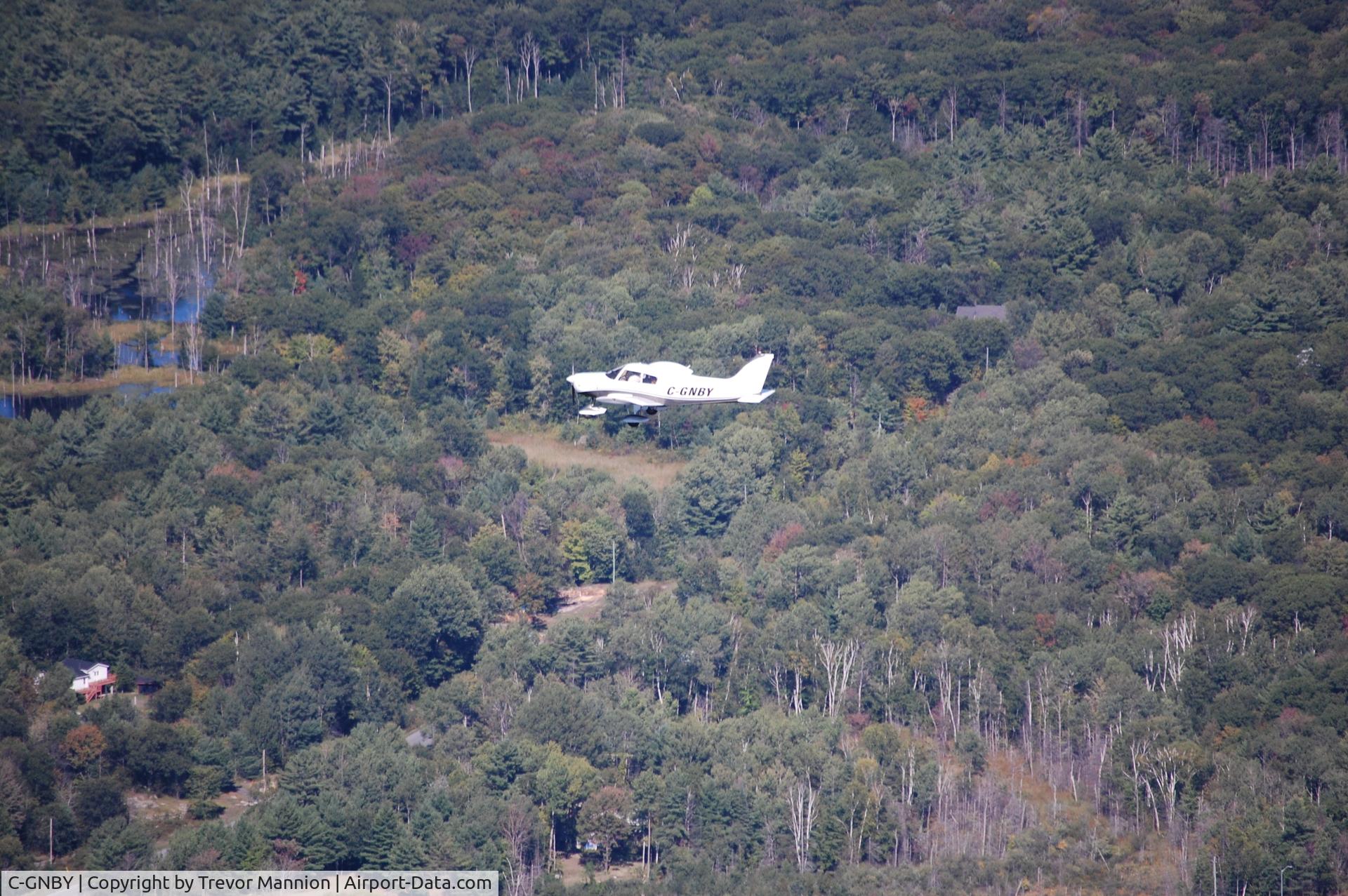 C-GNBY, 1973 Piper PA-28-140 C/N 28-7325066, Saw in air from other plane