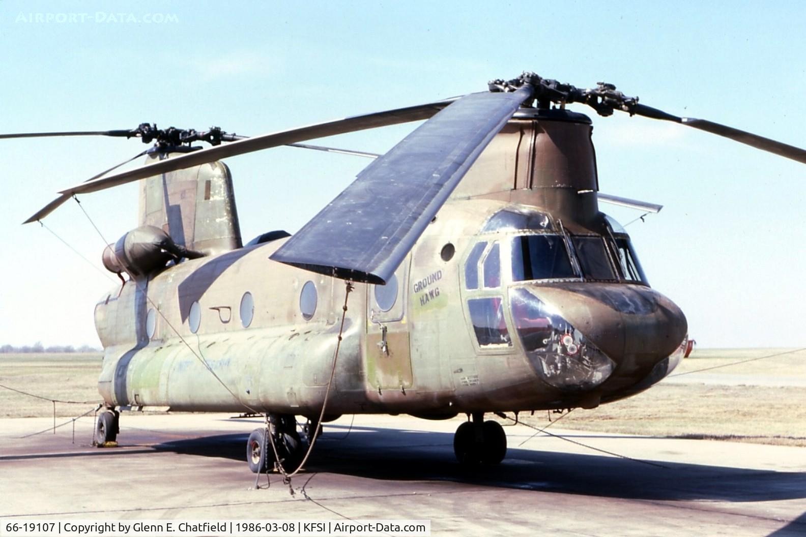 66-19107, 1967 Boeing Vertol CH-47B Chinook C/N B.365, CH-47B at Ft. Sill.  Later rebuilt as CH-47D