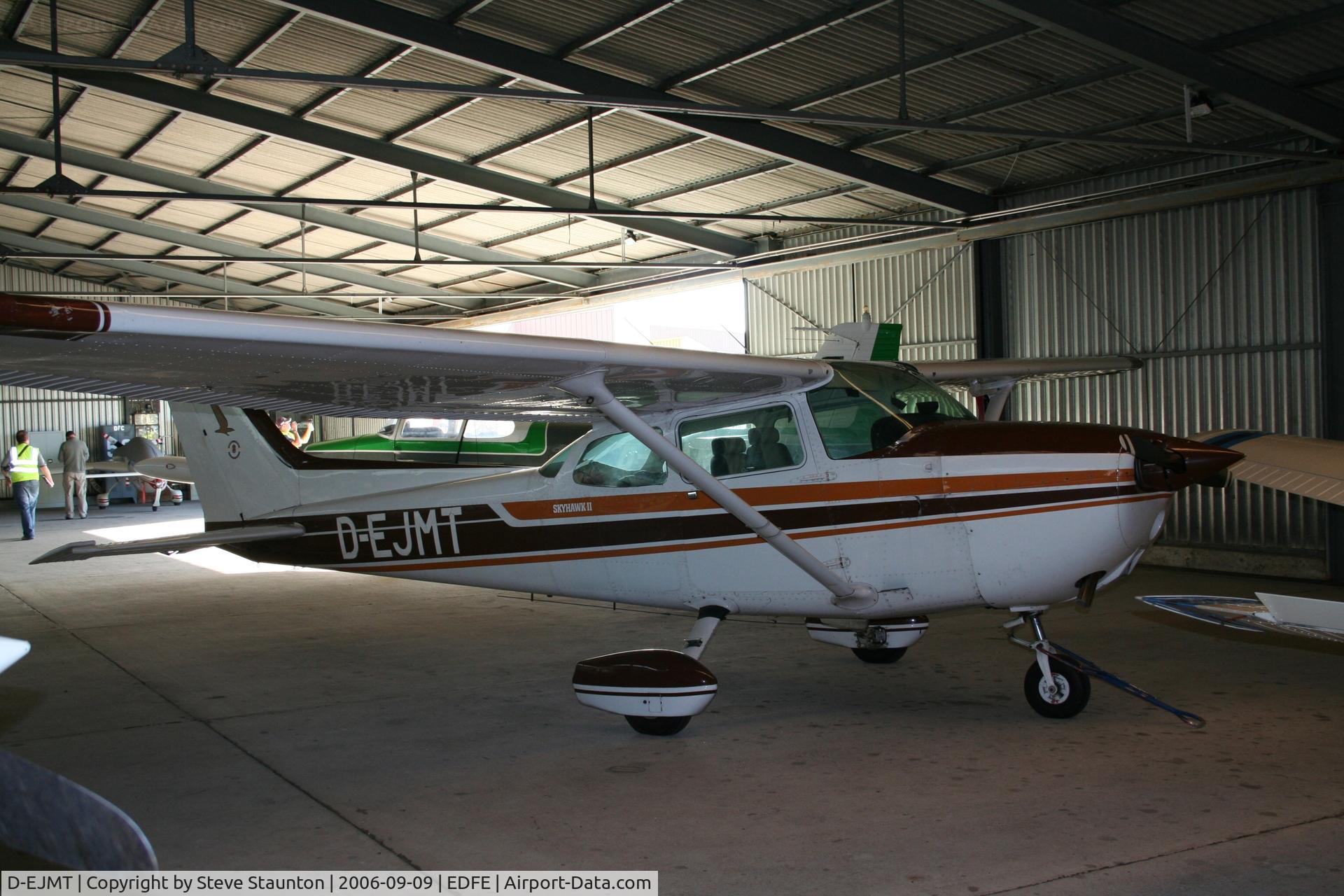 D-EJMT, Cessna 172N C/N 73182, Taken at Egelsbach September 2006