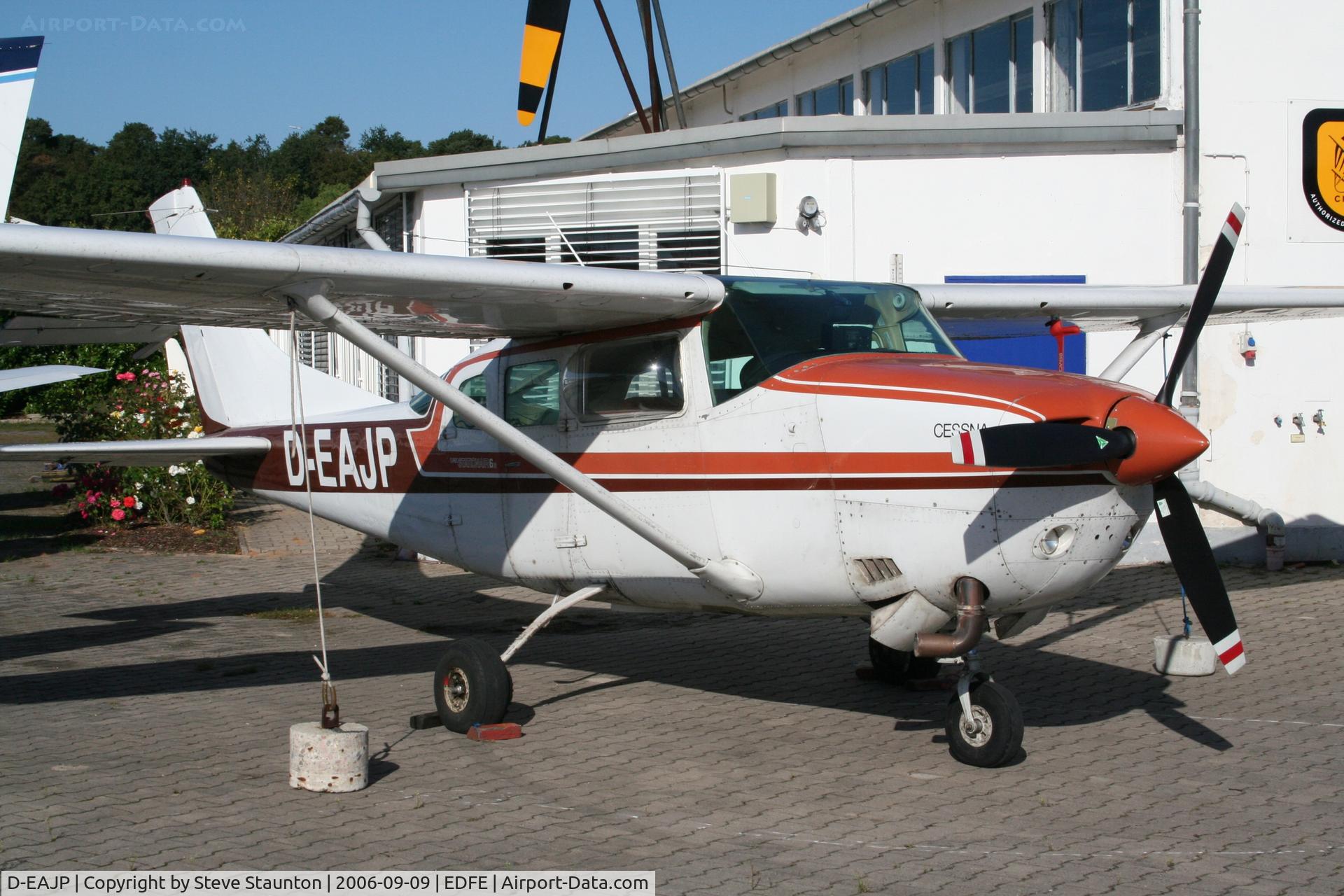 D-EAJP, Cessna TU.206G C/N 04485, Taken at Egelsbach September 2006