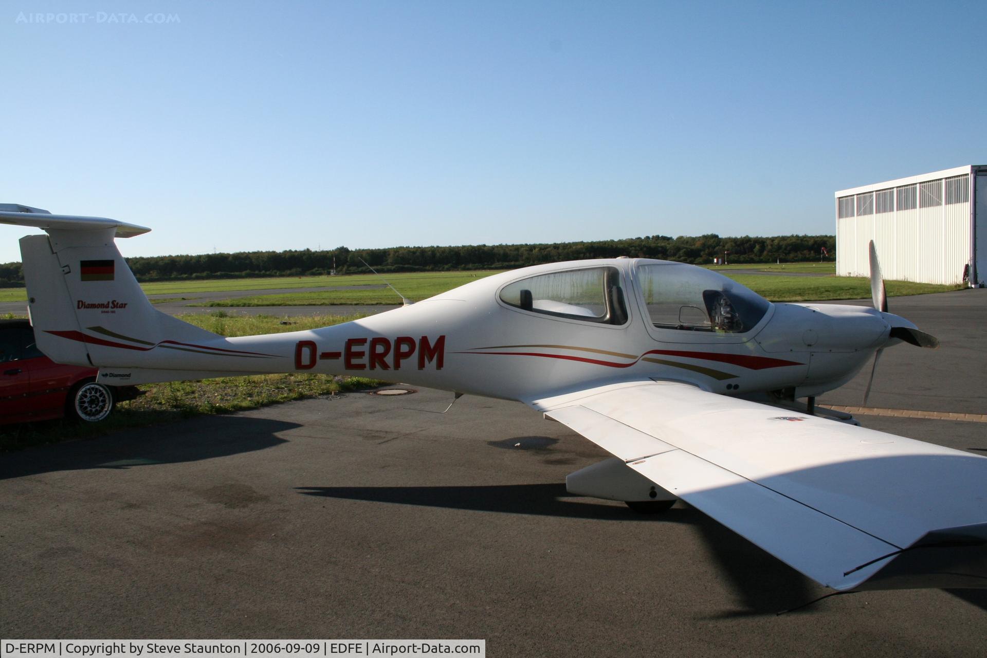 D-ERPM, Diamond DA-40 Diamond Star C/N 40.062, Taken at Egelsbach September 2006