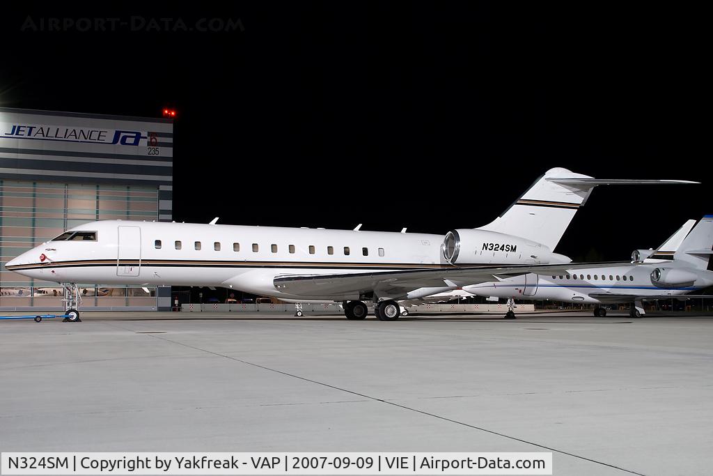 N324SM, 1999 Bombardier BD-700-1A10 Global Express C/N 9023, Globalexpress