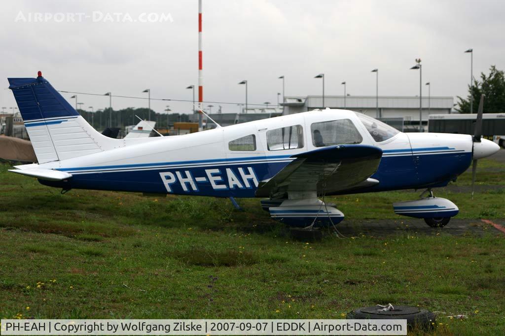 PH-EAH, Piper PA-28-181 Archer II C/N 28-7990445, visitor