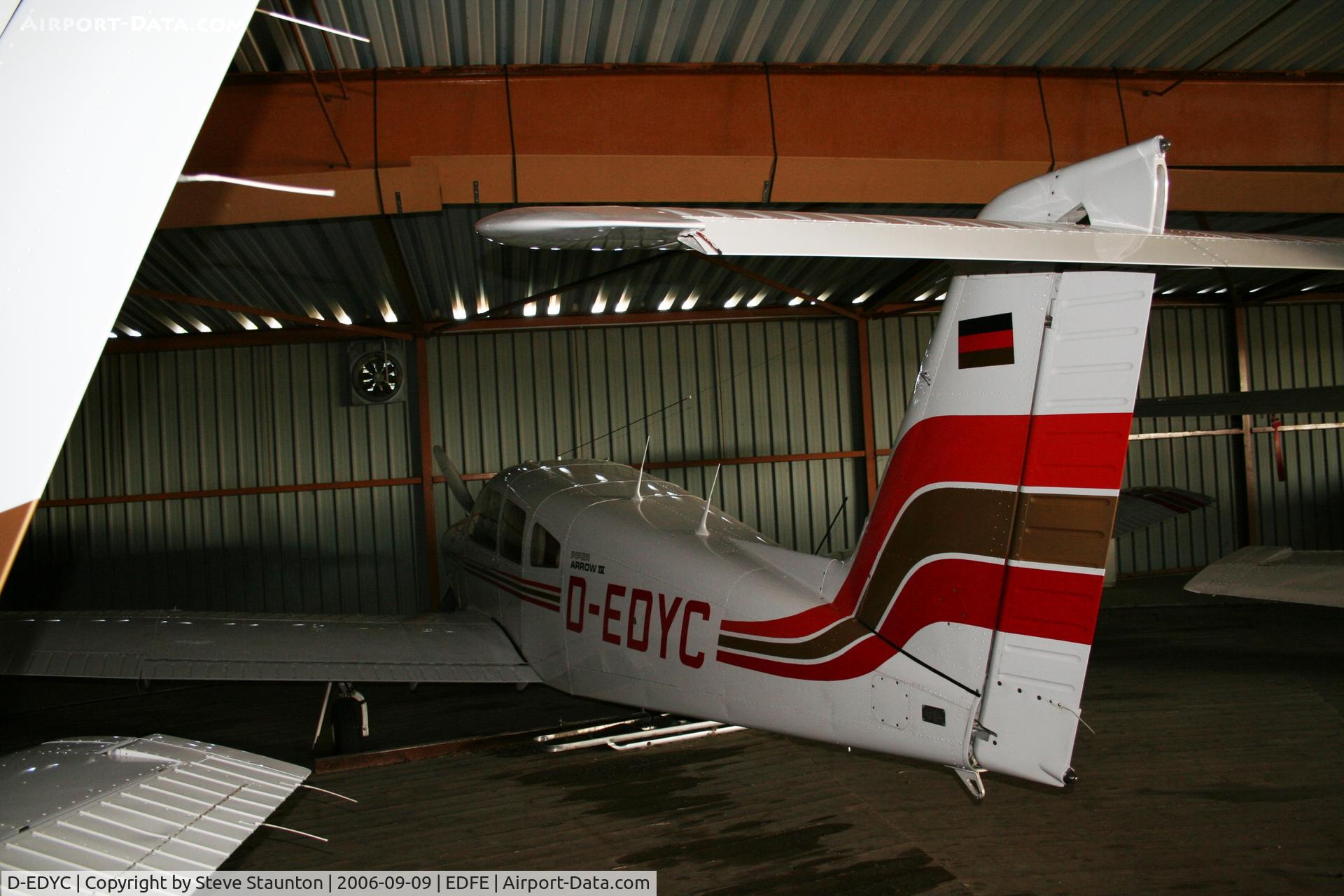D-EDYC, Piper PA-28RT-210T C/N 28R-7931165, Taken at Egelsbach September 2006