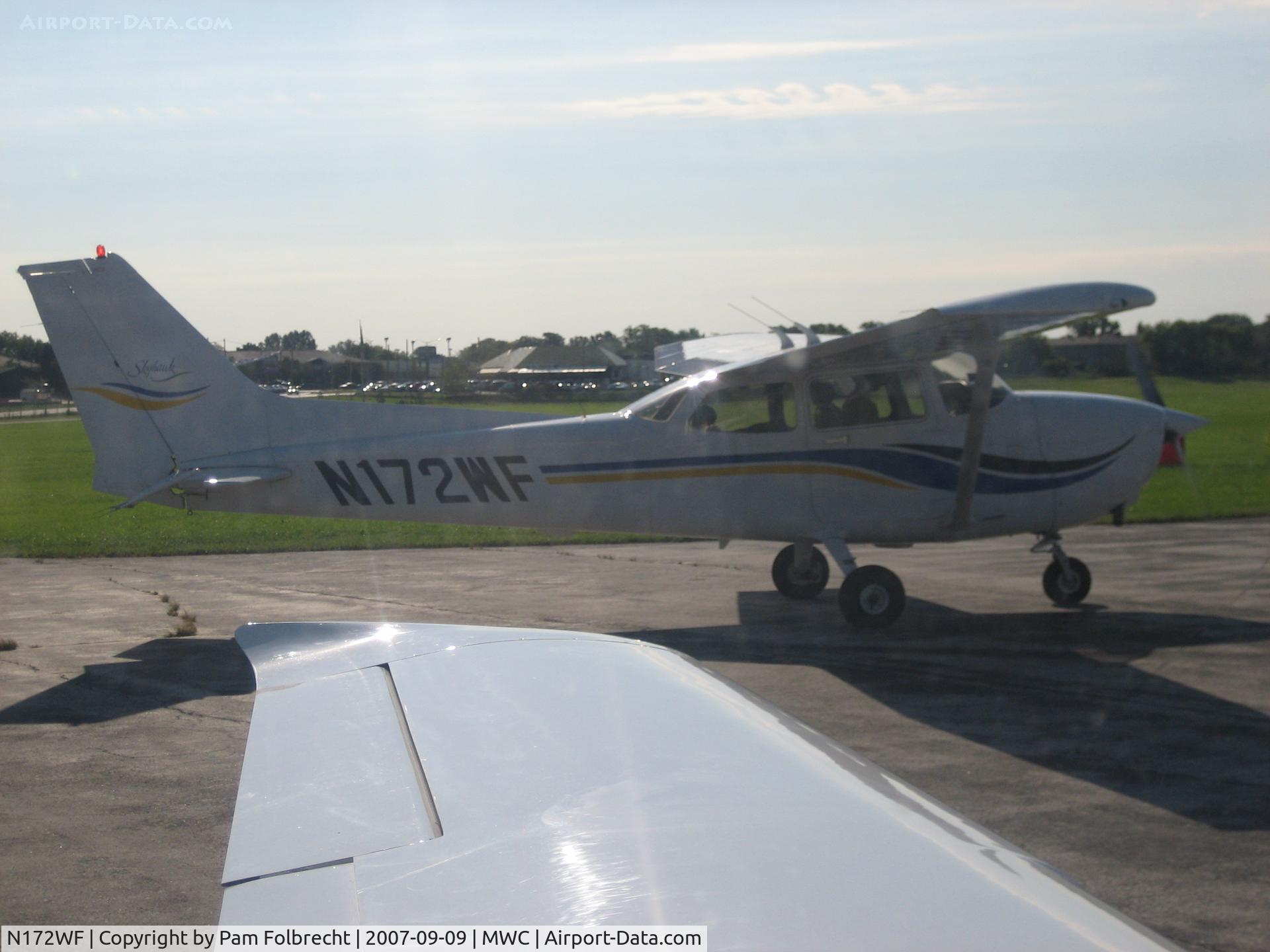 N172WF, 1999 Cessna 172S Skyhawk SP C/N 172S8167, On the Ramp at KMWC
