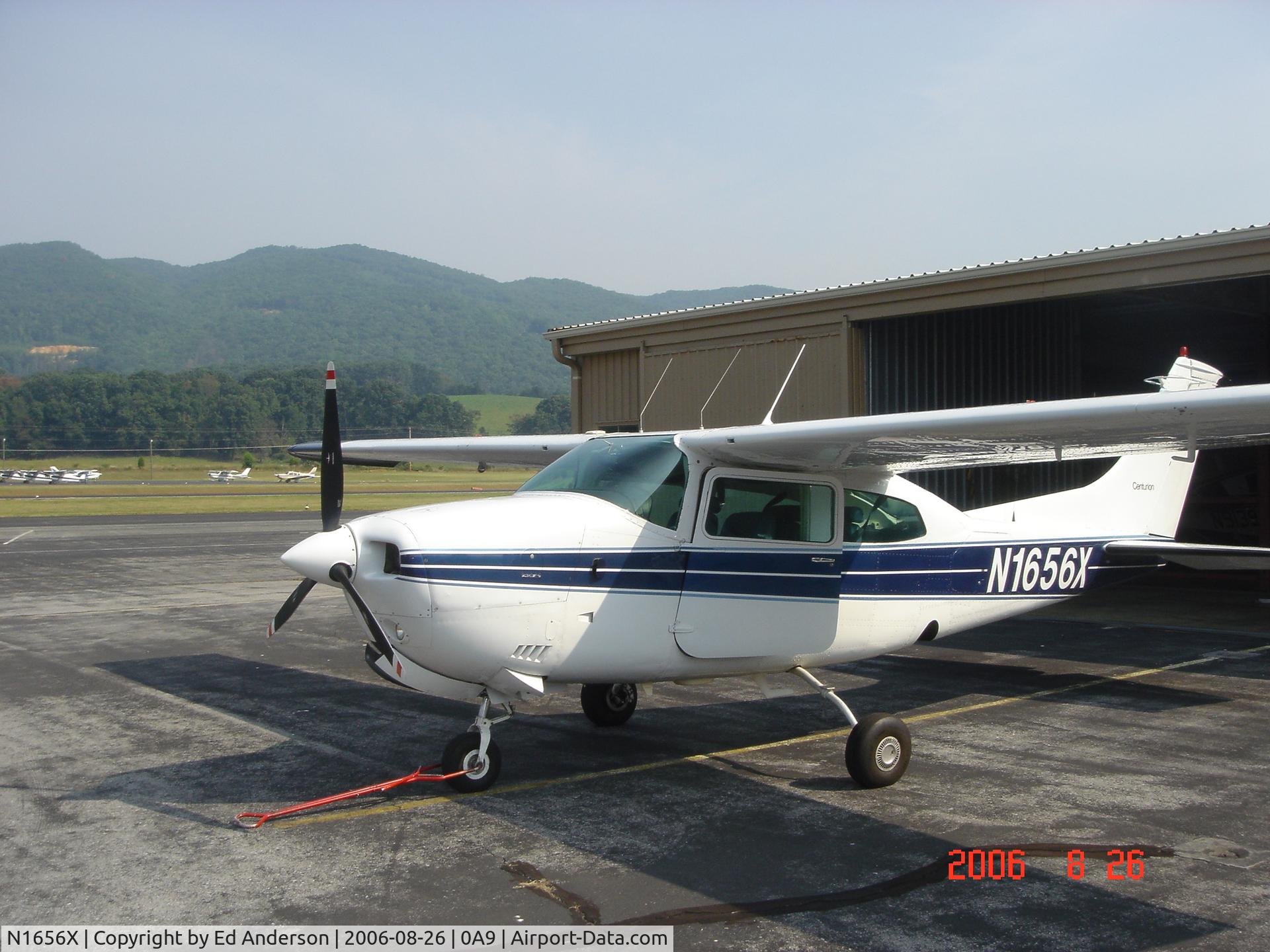 N1656X, 1975 Cessna 210L Centurion C/N 21060691, On ramp in Elizabethton, TN