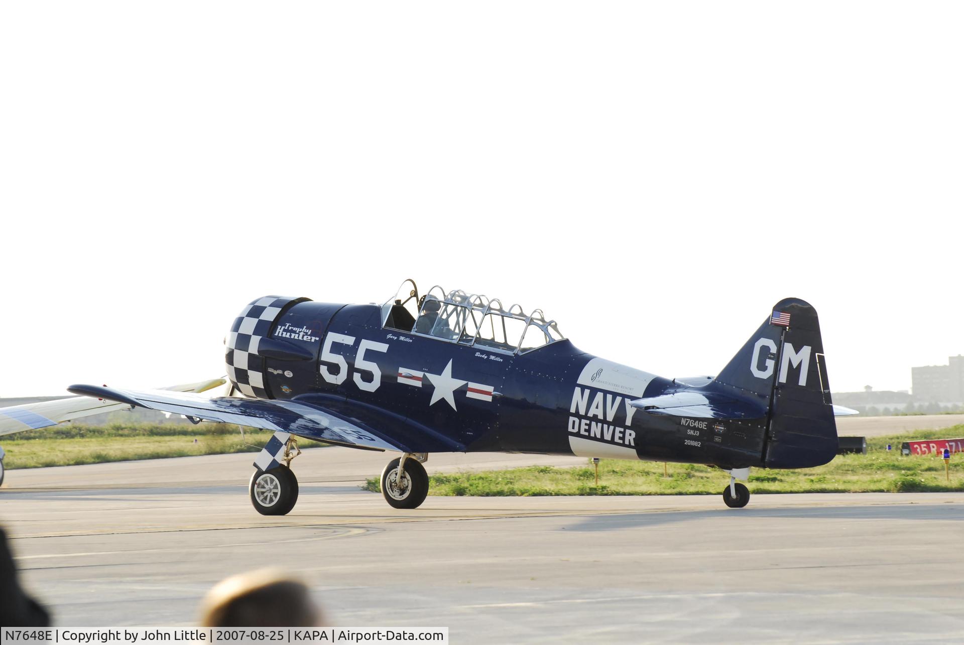 N7648E, 1942 North American SNJ-3 Texan C/N 78-6987, Gary Miller and his 