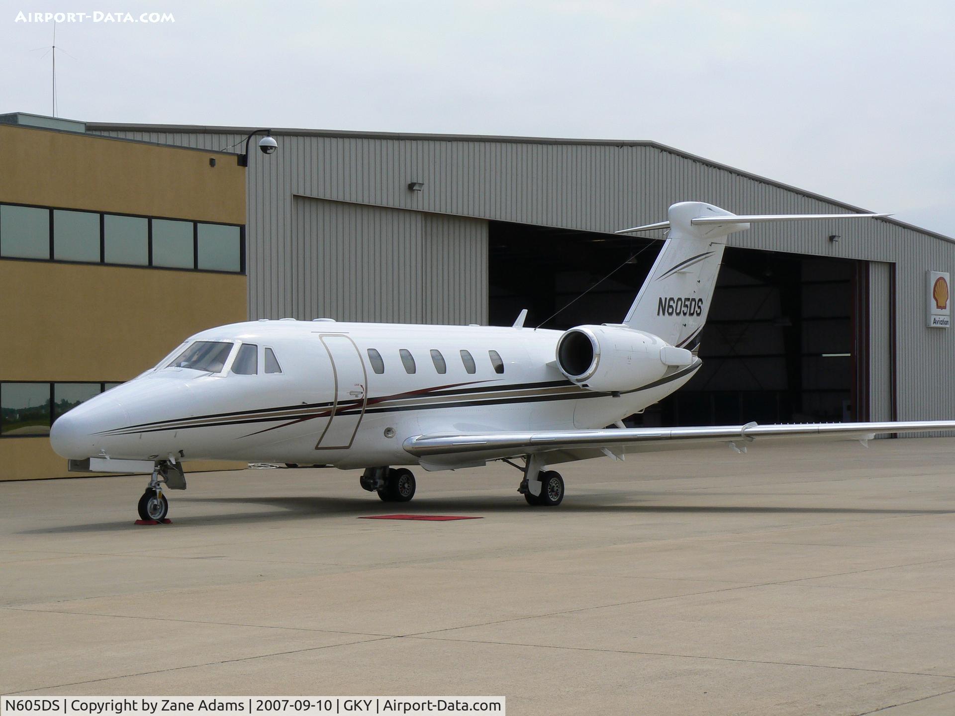 N605DS, 1990 Cessna 650 C/N 650-0178, on the ramp at Arlington Muni
