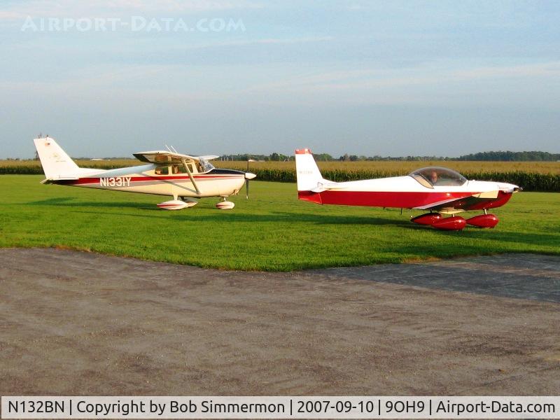 N132BN, 2001 Zenith CH-601 HDS Zodiac C/N 6-3556, Along with N1331Y at Forest, OH