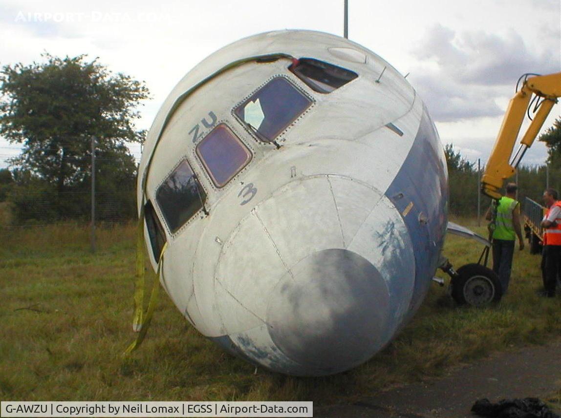 G-AWZU, 1971 Hawker Siddeley HS-121 Trident 3B-101 C/N 2321, Removal of the fwd fuse for preservation.