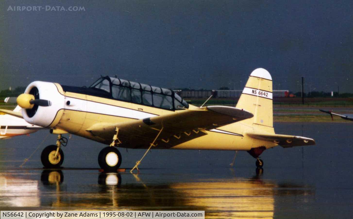 N56642, 1941 Consolidated Vultee BT-13A Valiant C/N 6097, Freedom Tour stop 1995