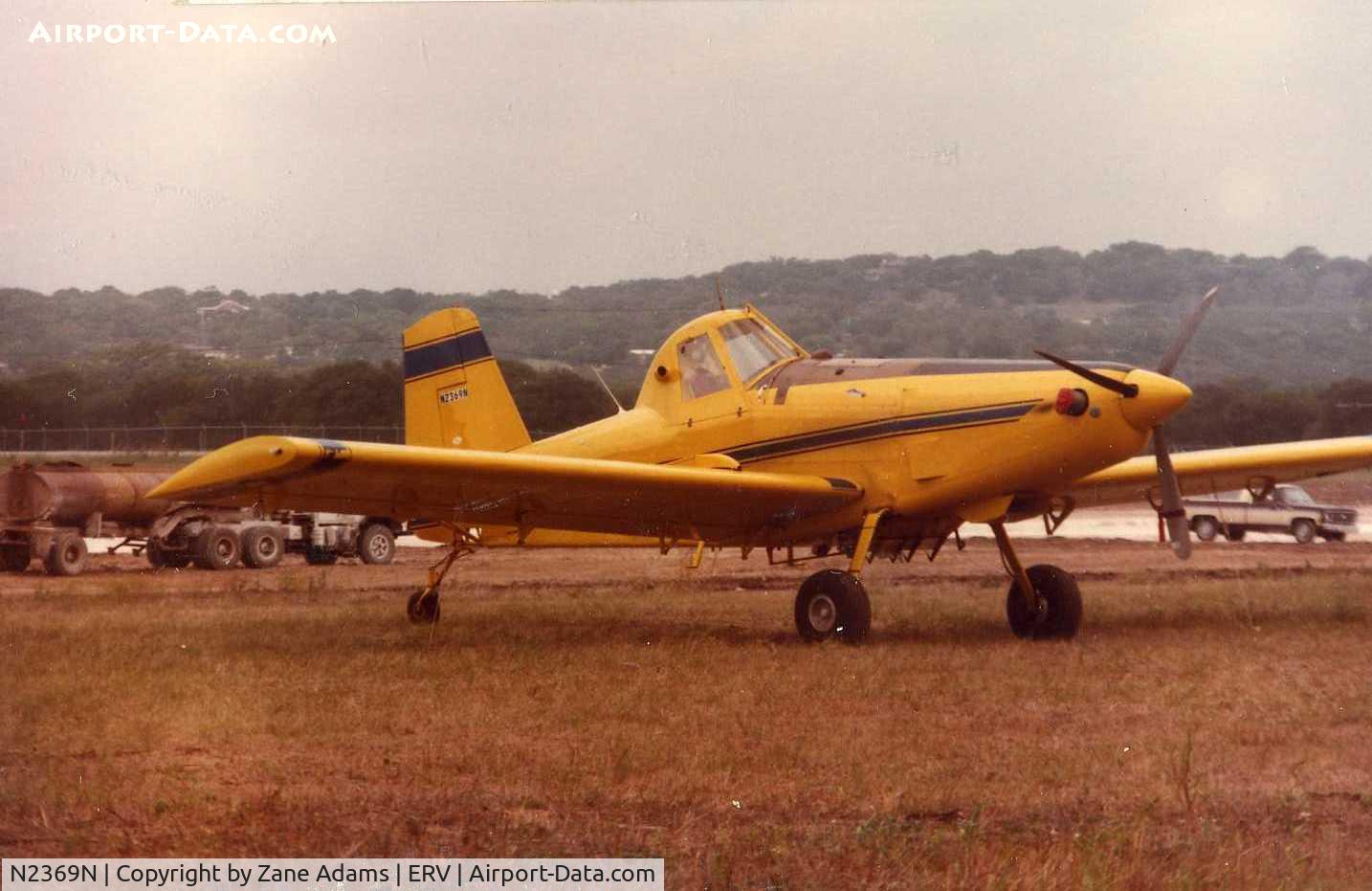 N2369N, 1981 Air Tractor Inc AT-400 C/N 400-0416, Air Tractor @ 1985