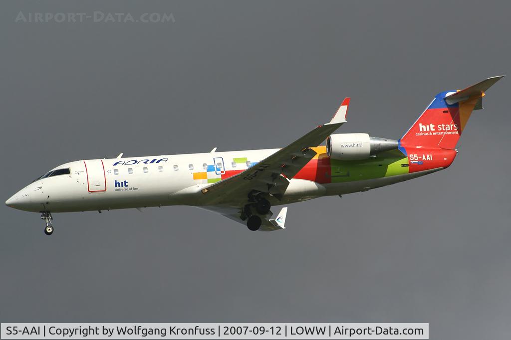 S5-AAI, 1998 Canadair CRJ-200LR (CL-600-2B19) C/N 7248, Hit Star cs