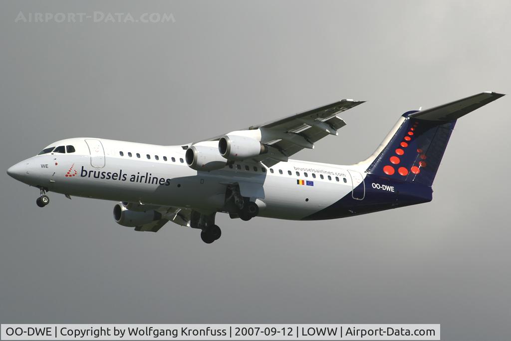 OO-DWE, 1998 British Aerospace Avro 146-RJ100 C/N E3327, in full new cs