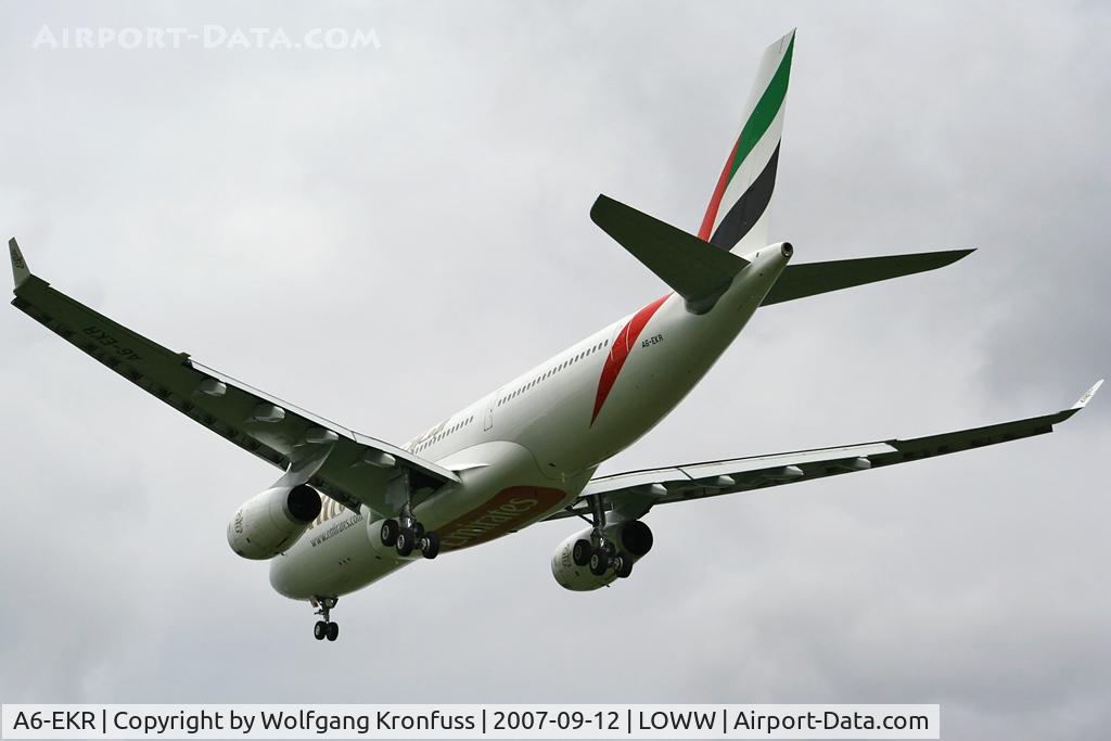 A6-EKR, 1999 Airbus A330-243 C/N 251, now with belly titles!