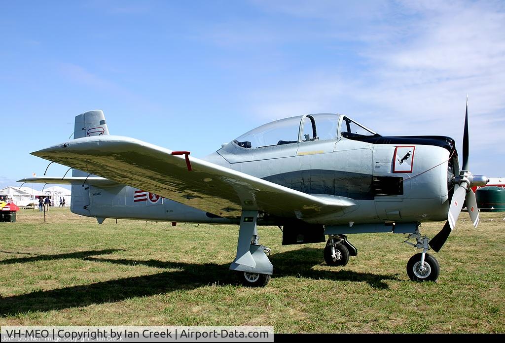 VH-MEO, 1949 North American T-28D Trojan C/N 159-236, T-28 Trojan, Temora aviation museum