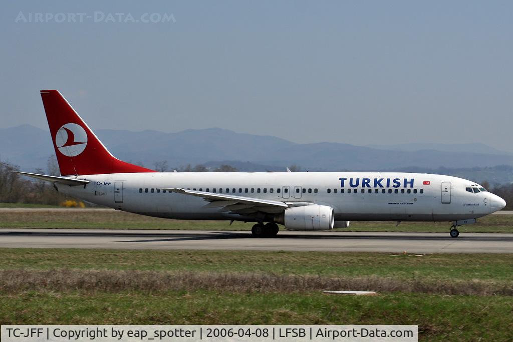 TC-JFF, 1998 Boeing 737-8F2 C/N 29768, departing rwy 16