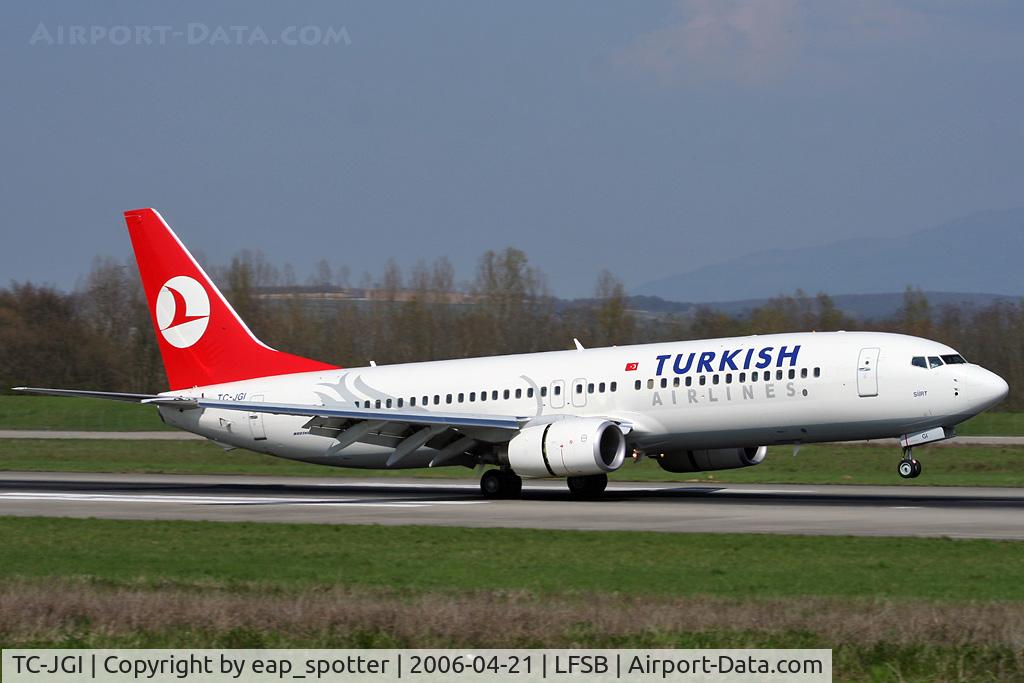 TC-JGI, 2006 Boeing 737-8F2 C/N 34407, landing on rwy 16 from IST