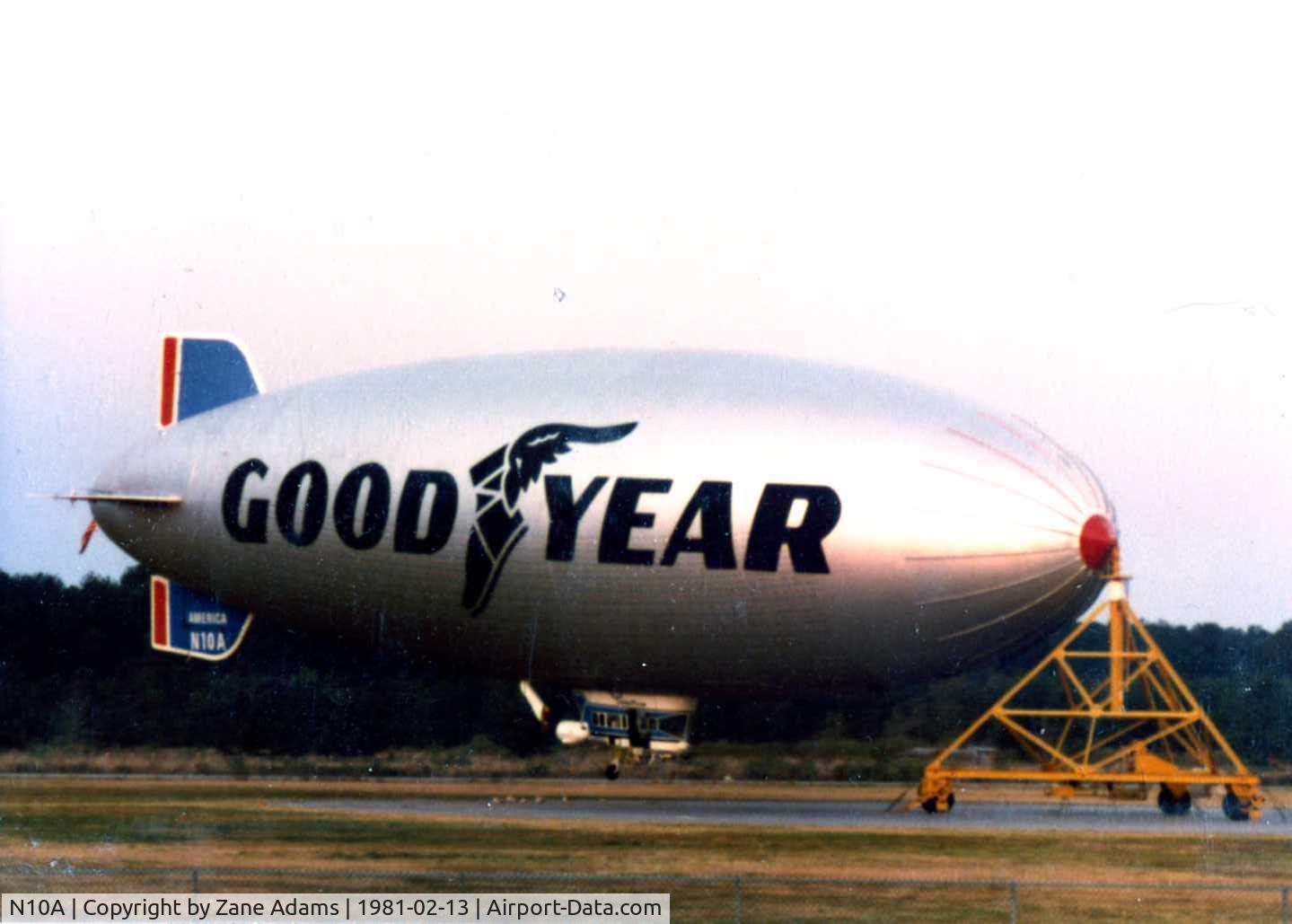 N10A, 1979 Goodyear GZ-20A C/N 4117, Goodyear Blimp at former Houston Blimp Base (closed 1992 now a shopping center)