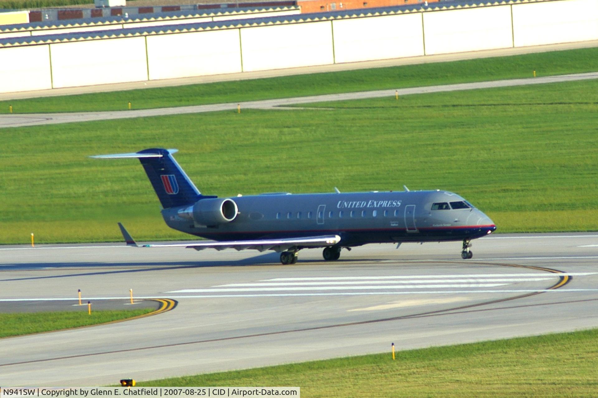 N941SW, 2003 Bombardier CRJ-200LR (CL-600-2B19) C/N 7750, Departing runway 27