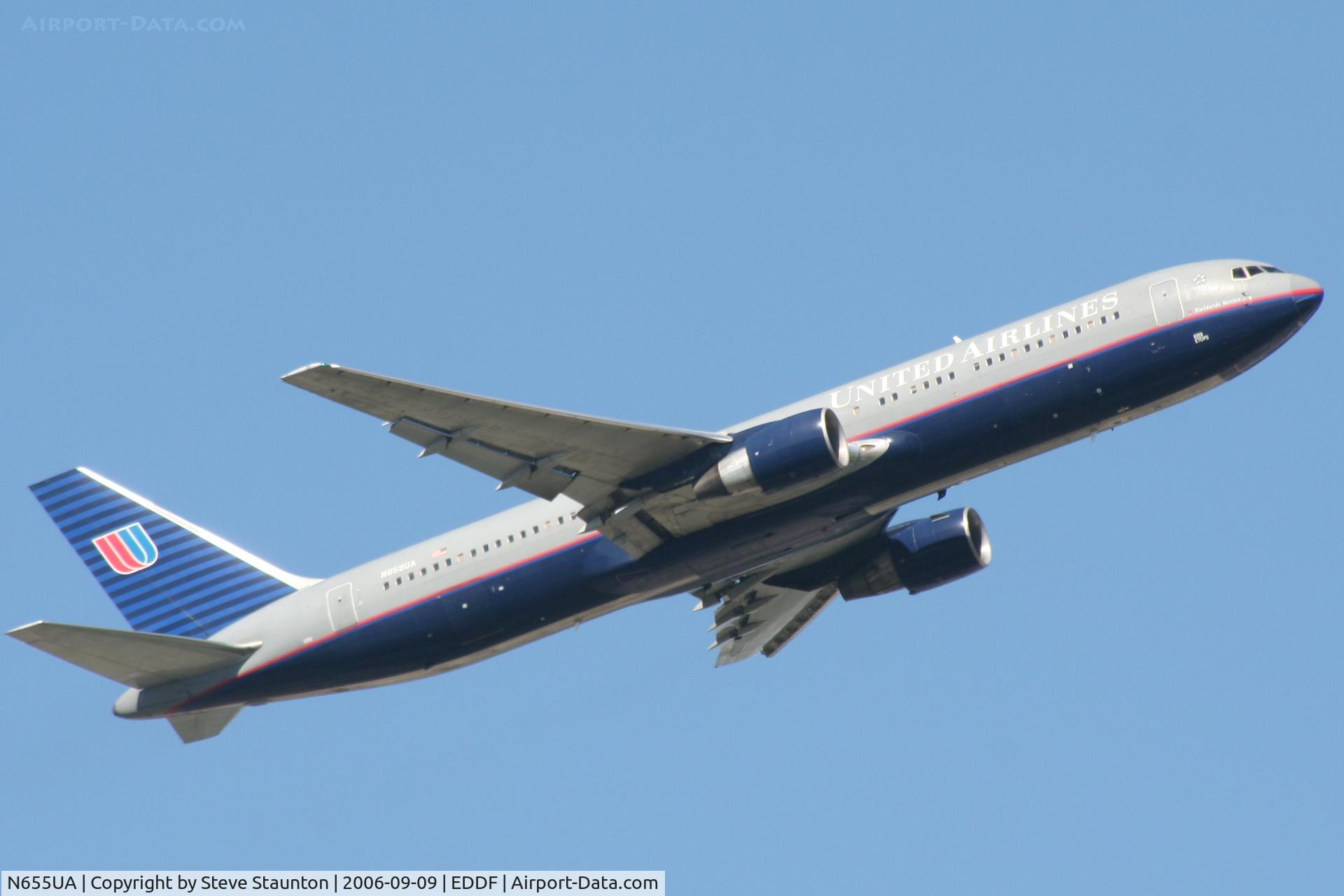 N655UA, 1992 Boeing 767-322/ER C/N 25393, Taken at Frankfurt September 2006