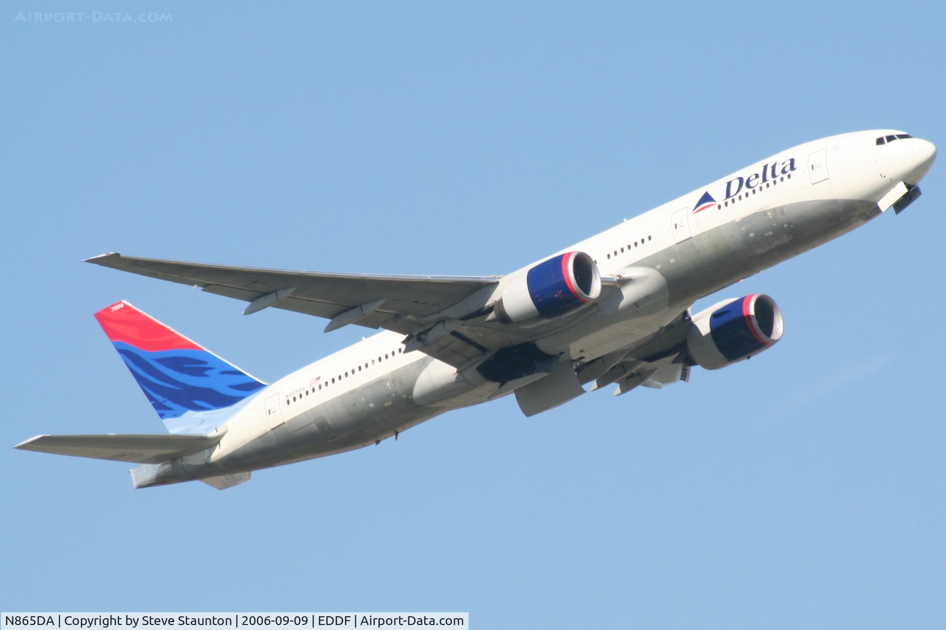 N865DA, 1999 Boeing 777-232 C/N 29737, Taken at Frankfurt September 2006