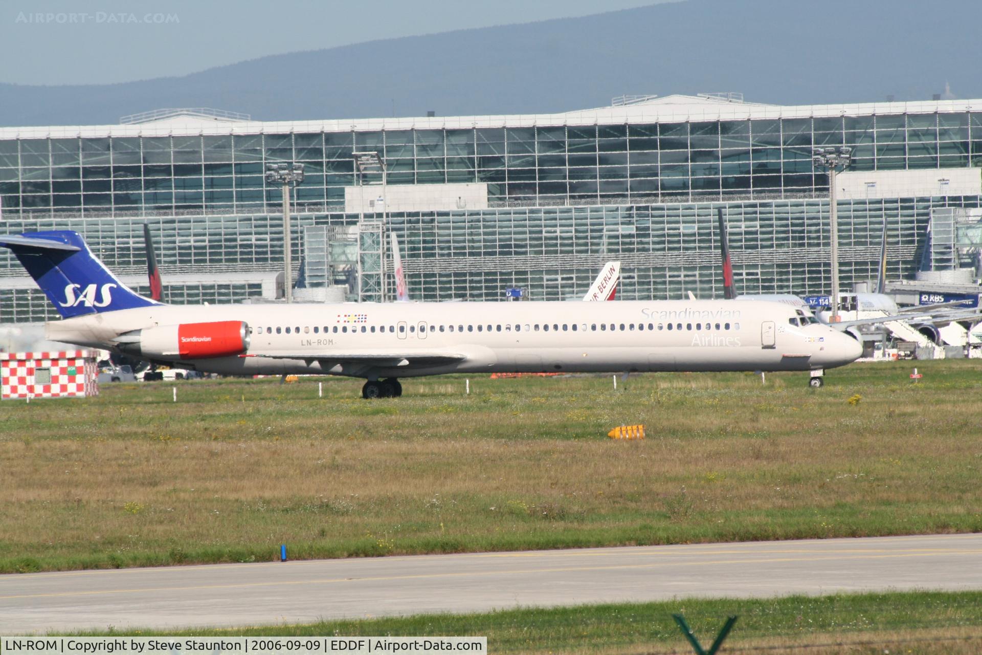 LN-ROM, 1991 McDonnell Douglas MD-81 (DC-9-81) C/N 53008, Taken at Frankfurt September 2006