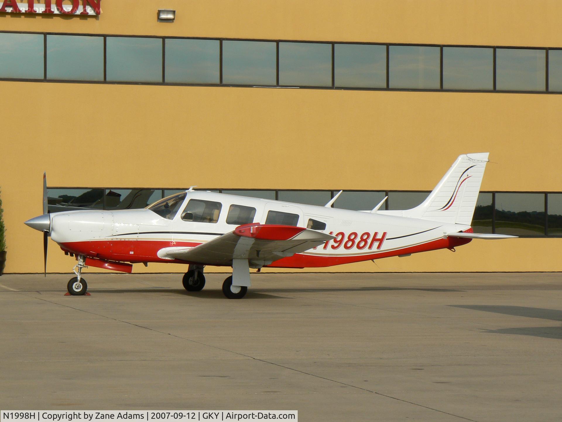 N1998H, Piper PA-32R-300 Cherokee Lance C/N 32R7780215, on the ramp at Arlington Muni