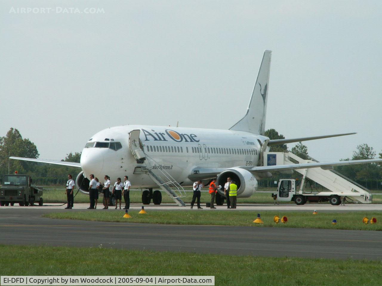 EI-DFD, 1989 Boeing 737-4S3 C/N 24163, Boeing 737 4S3/Air One/Rivolto-Udine