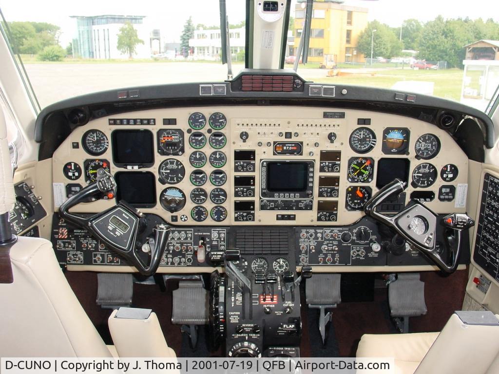D-CUNO, 2001 Beechcraft B300 King Air 350 C/N FL-311, Beech Super King Air 350