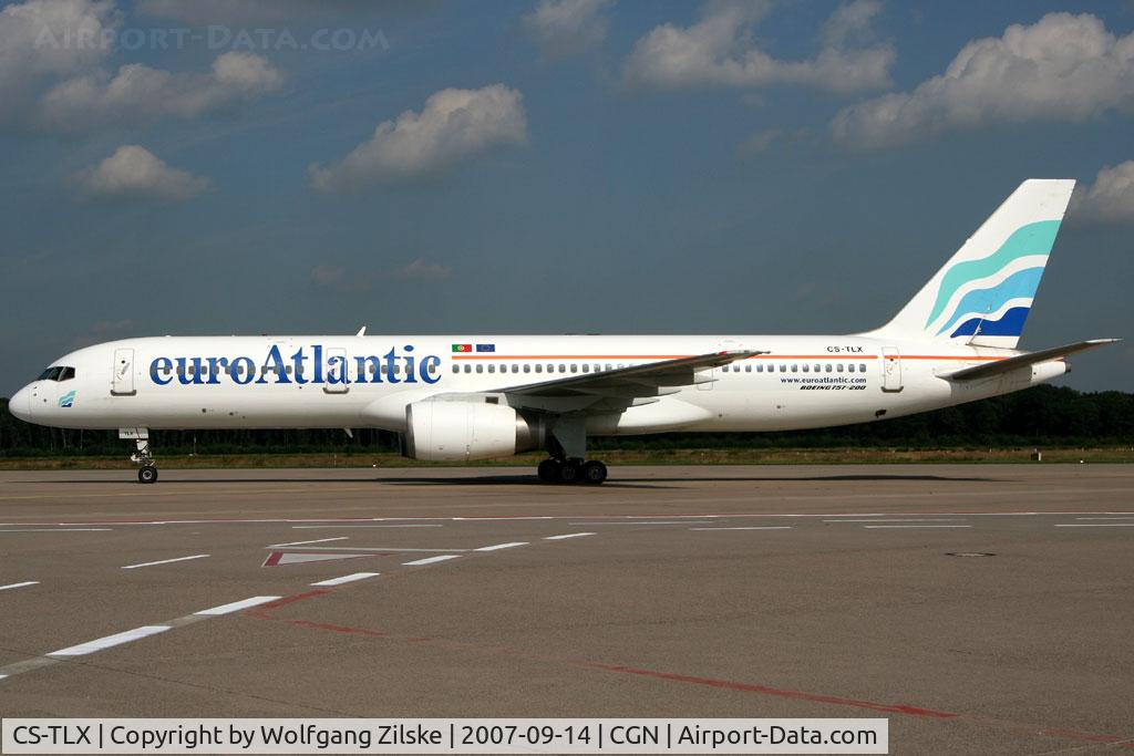 CS-TLX, 1988 Boeing 757-2G5 C/N 24176, visitor